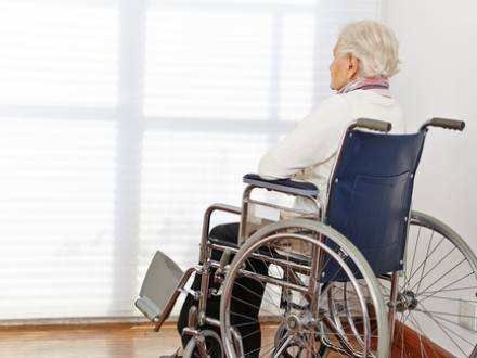 What Can I Do if My Parent’s Nurses Are Abusive During Palliative Care? 